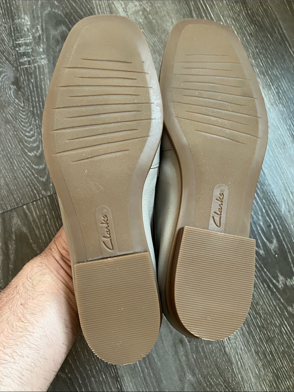 Clarks Women's Sarafyna Iris Loafers - Picture 11 of 17